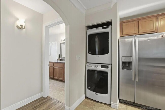 Foto del edificio - 800 N Mollison Ave