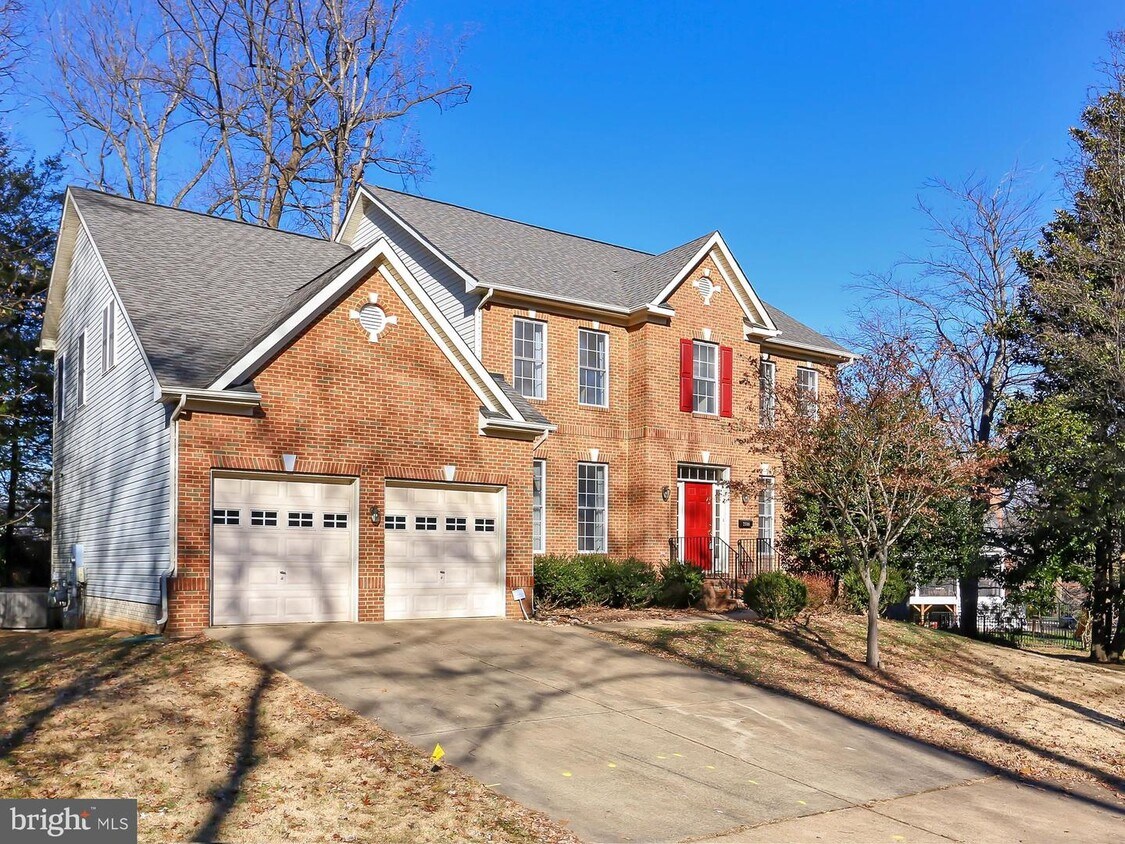 Primary Photo - 2118 Haycock Rd