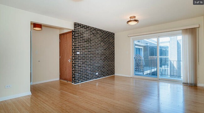 Foto del edificio - 653 South Blvd
