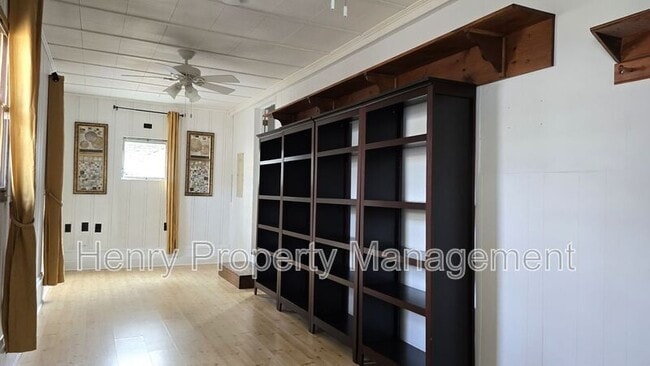 Building Photo - 309 Webster St