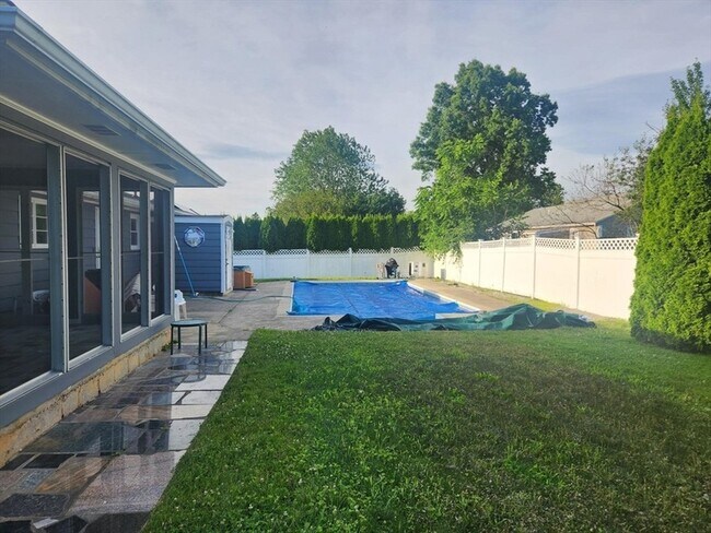 Foto del edificio - 6 Memory Lane