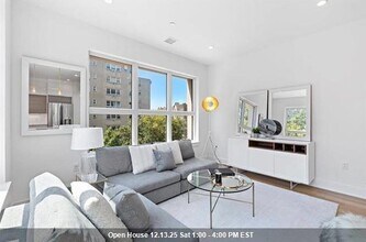 Building Photo - 6025 JFK Blvd E