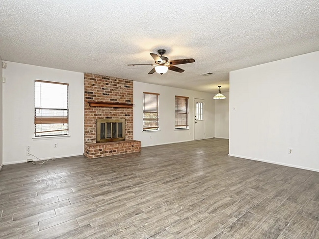 Building Photo - 10406 Macmora Rd