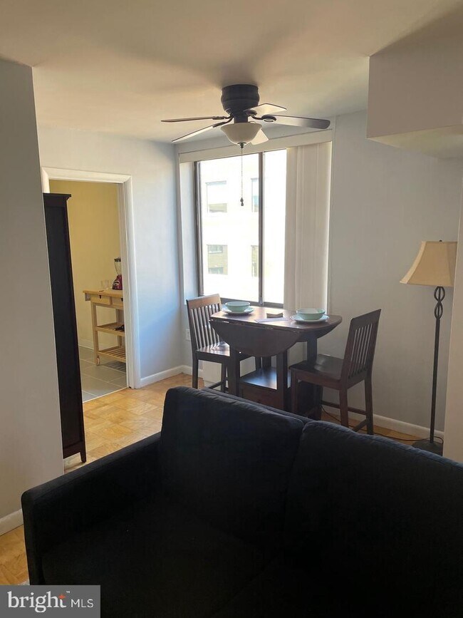Foto del edificio - 522 21st St NW