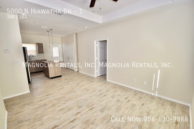 Foto del edificio - 1st Month Free with 13 Month Lease