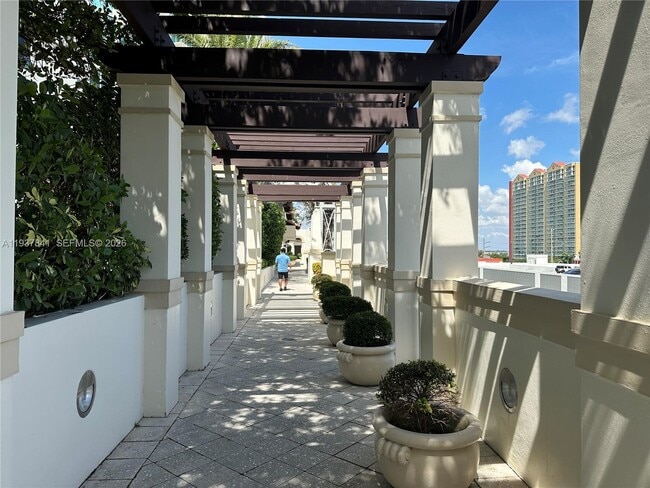 Building Photo - 150 Sunny Isles Blvd