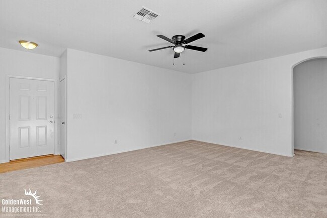 Foto del edificio - Updated 3Bdm 2Ba Home in Surprise!