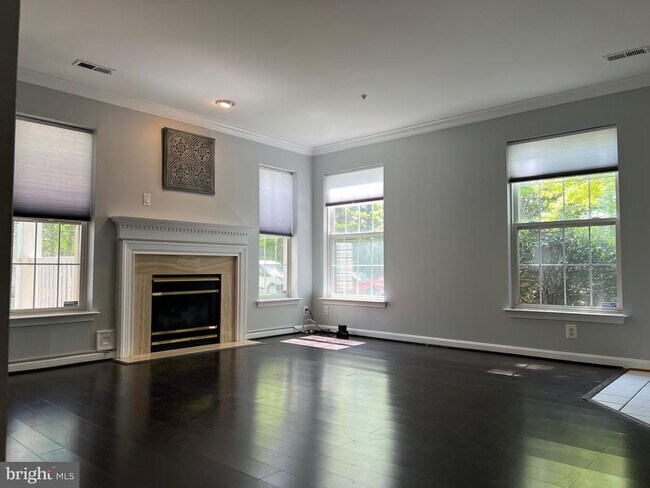 Foto del edificio - 13001 Bridger Dr