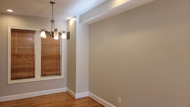 Photo - Manor Place Apartment