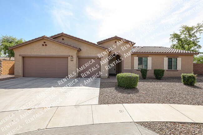 Building Photo - 5907 S 56th Dr