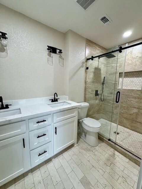 Building Photo - 108 Draeger Dr