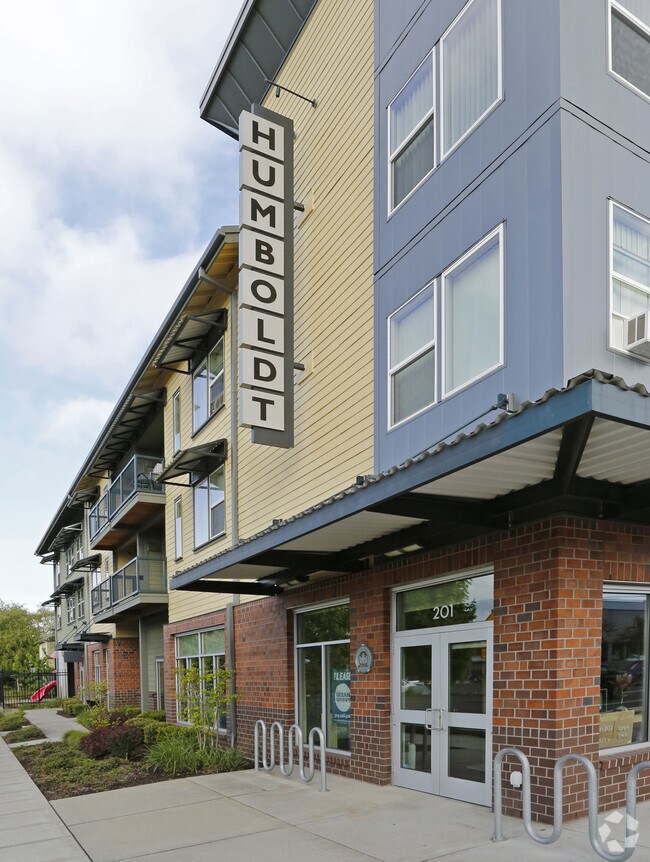 Humboldt Gardens Apartments Portland, OR