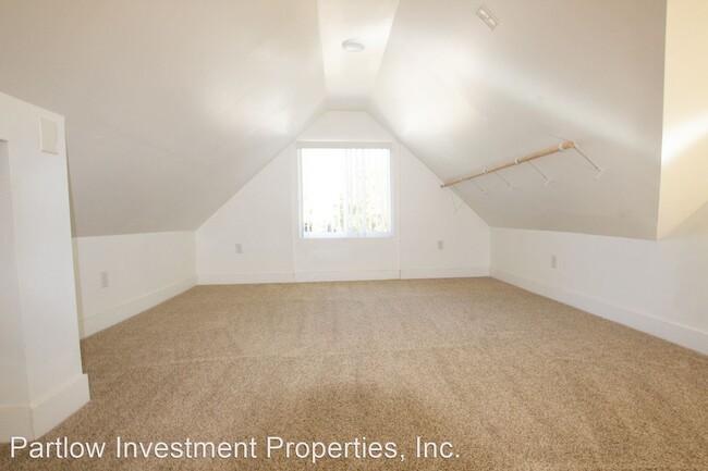 Building Photo - Studio, 1 bath House - 364 E. 700 S.