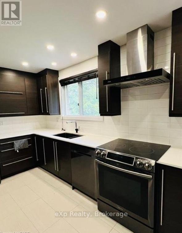 Photo du bâtiment - 213 Northlake Dr