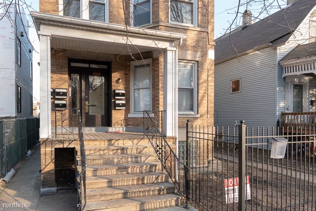 Primary Photo - 4113 N Damen Ave