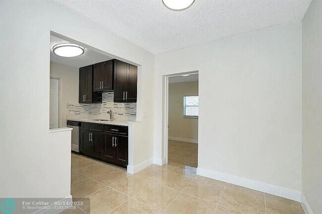 Building Photo - 9165 NW 26th St