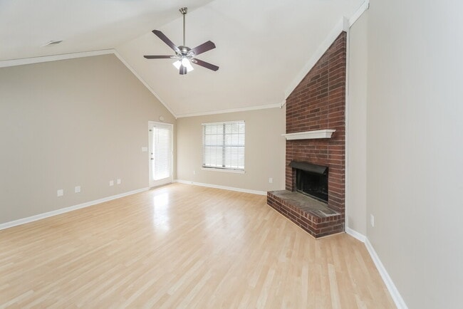 Building Photo - 6759 Valerie Dr