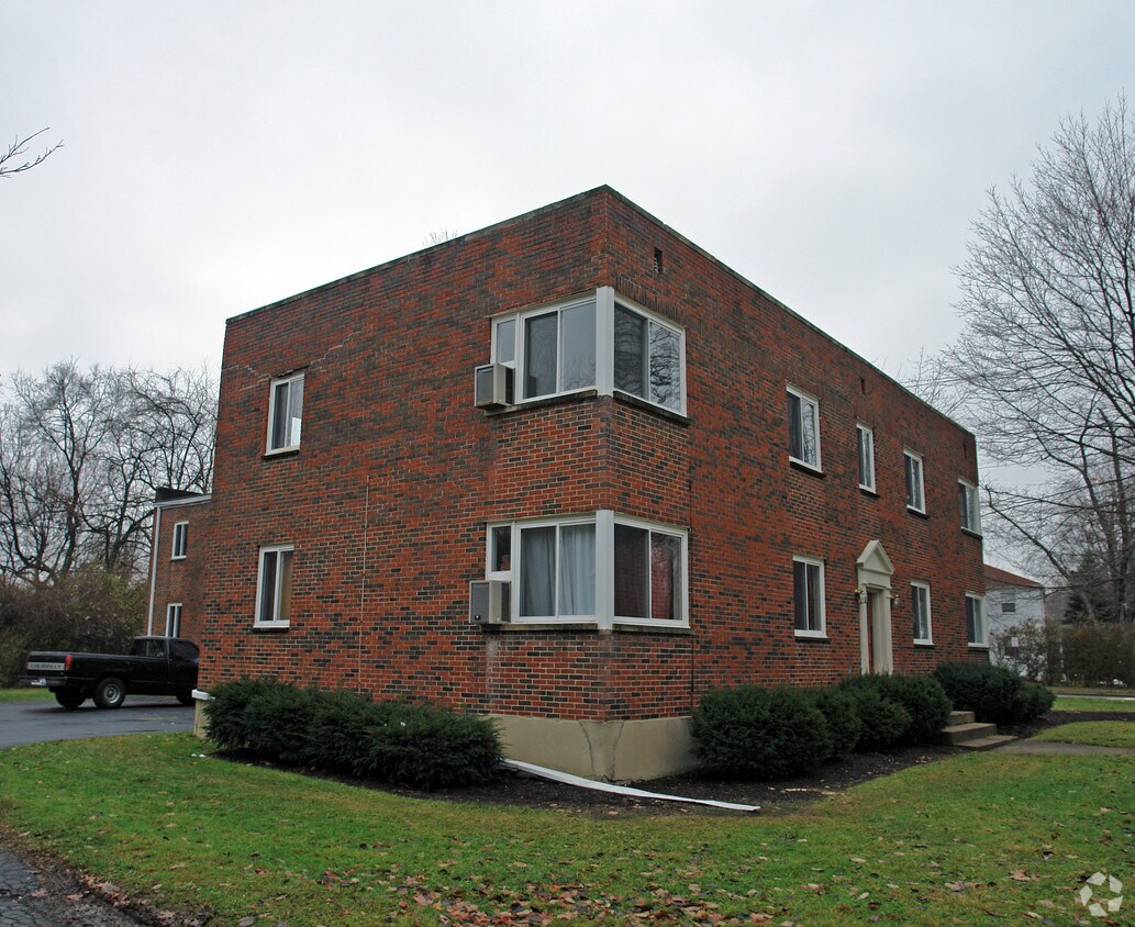Building Photo - 401 Patterson Rd