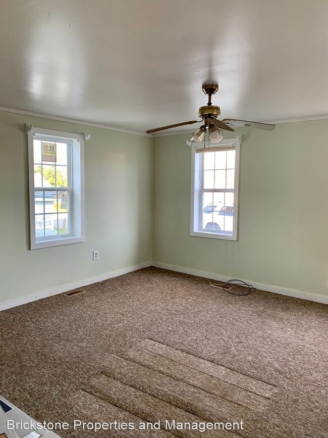 Building Photo - 2 br, 2 bath House - 1000 Fisher Street