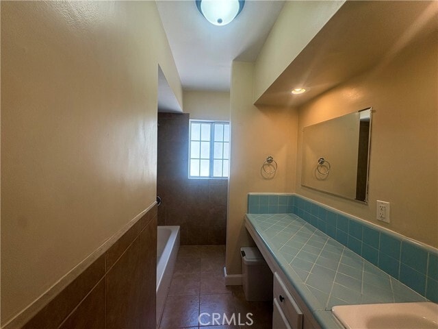 Building Photo - 11890 Manor Dr
