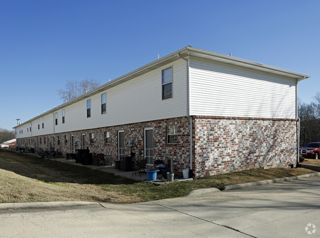 Building Photo - Riverside Townhomes