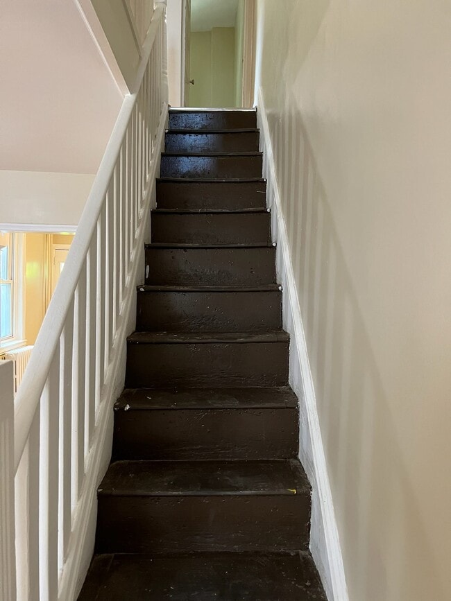 Photo - 1999 S Bonsall St House