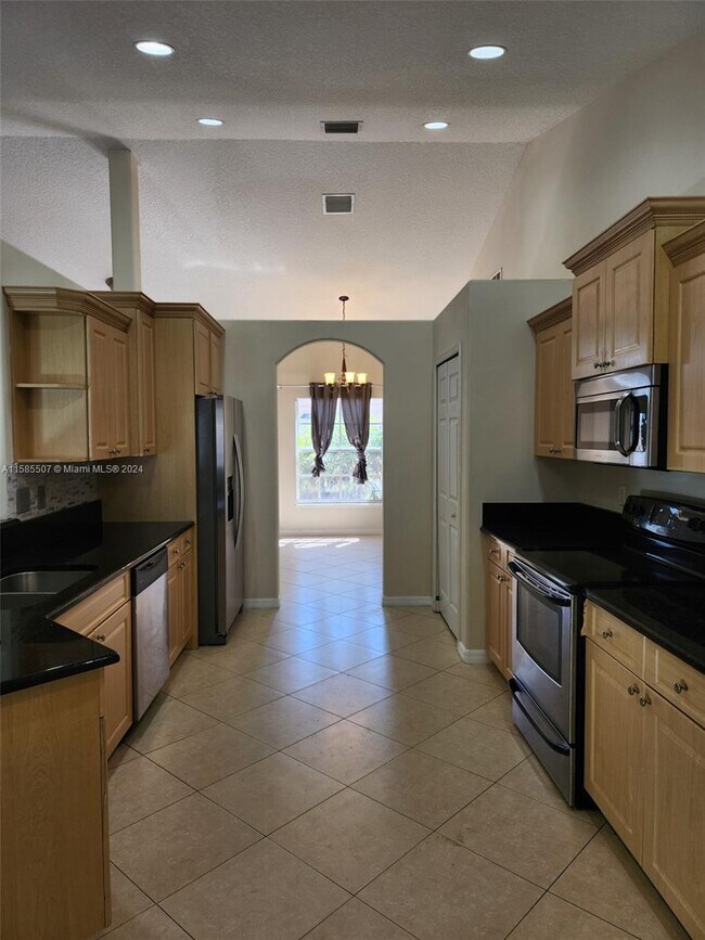 4272 SW Dido Dr, Port Saint Lucie, FL 34953 House Rental in Port