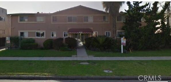 Foto principal - 5051 Woodman Ave