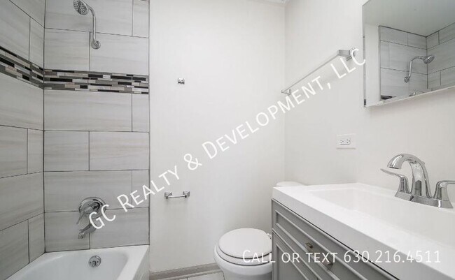 Foto del edificio - 123 N West St