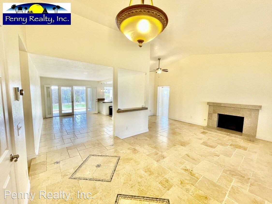 Primary Photo - 4 br, 3 bath House - 10818 Canyon Hill Lane