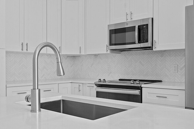 Building Photo - 1900 Barton Springs Rd