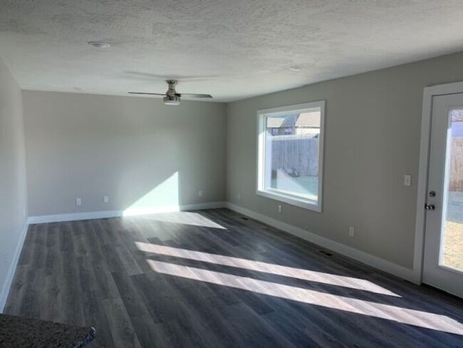 Foto del edificio - BRAND NEW UNDER CONSTRUCTION in Ozark!!!! ...