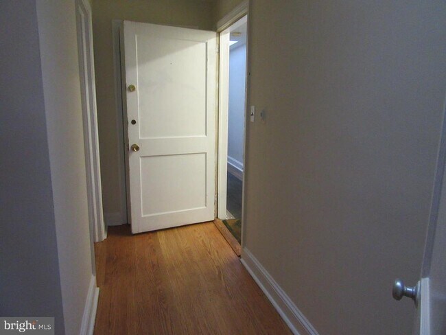 Foto del edificio - 43 Rittenhouse Pl