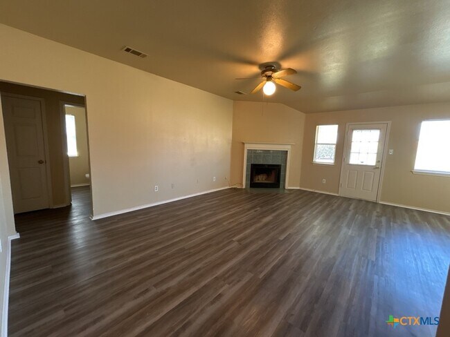 Building Photo - 4805 Sterling Cir