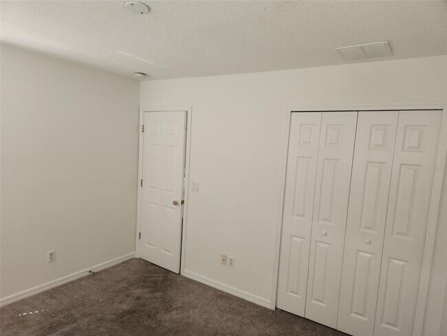 Foto del edificio - 7710 Clubdale Loop