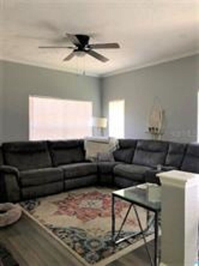 Building Photo - 3 Bedroom / 2 Bath Condo in Sanford!