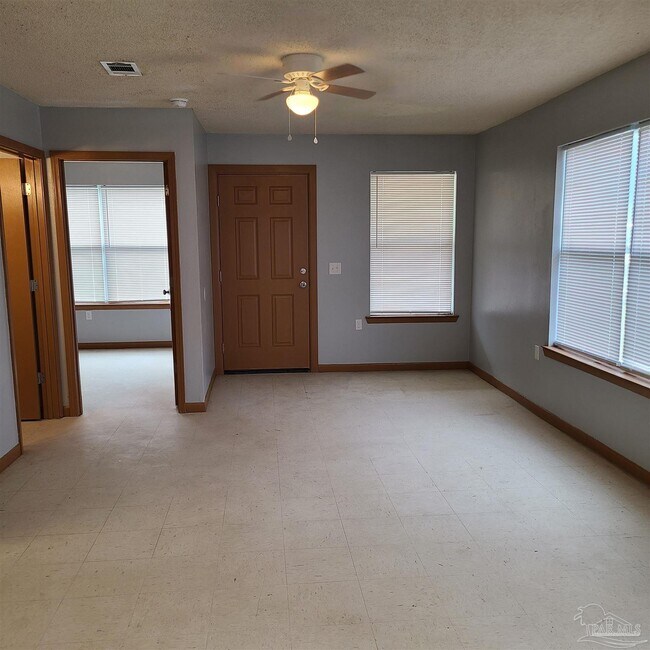 Foto del edificio - 1420 N 52nd Ave