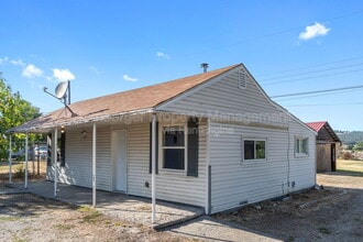 Building Photo - 11103 E Empire Ave