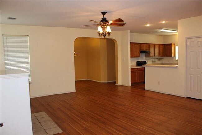 Building Photo - 149 Hogan