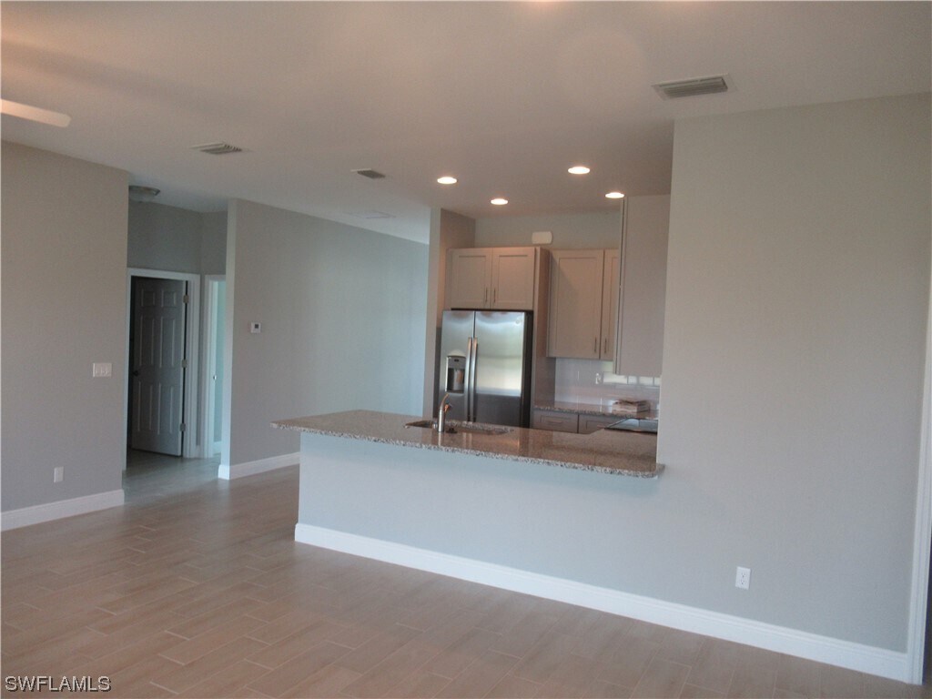 Foto del edificio - 3241 NW 41st Pl
