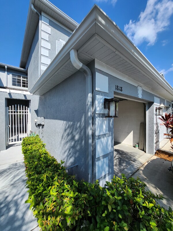 Primary Photo - 18118 Nassau Point Dr