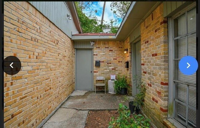 Foto del edificio - 6815 Beachwood St