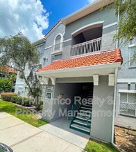 Building Photo - 18001 Richmond Pl Dr