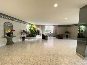 Building Photo - 42-65-65 Kissena Blvd