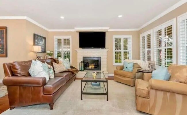 Building Photo - 669 Rock Island Cir