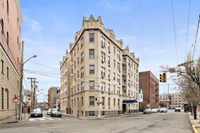 Foto del edificio - 151 Sip Ave