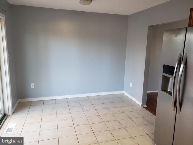 Foto del edificio - 3508 Halloway S
