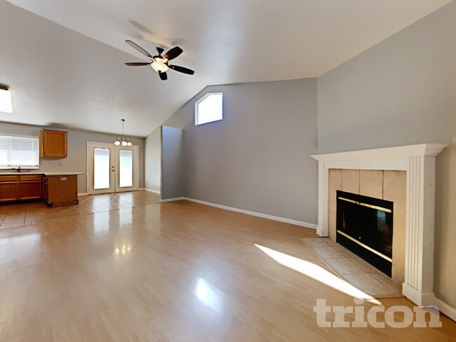 Building Photo - 1600 Cattail Ct