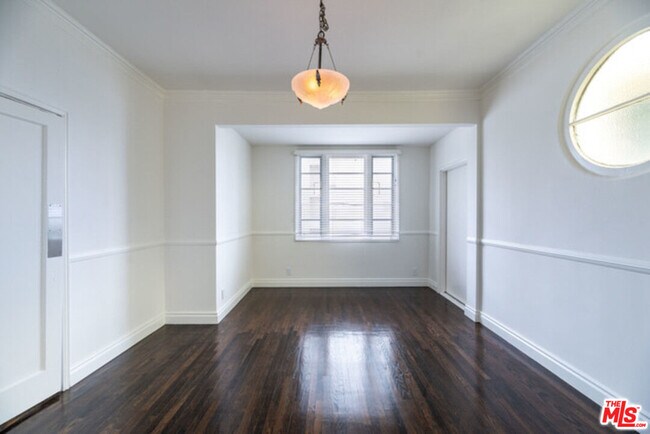 Foto del edificio - 9237 Doheny Rd