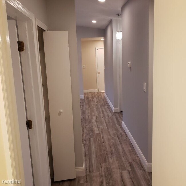 Foto del edificio - 3 br, 2 bath House - 11415 Brougham Rd
